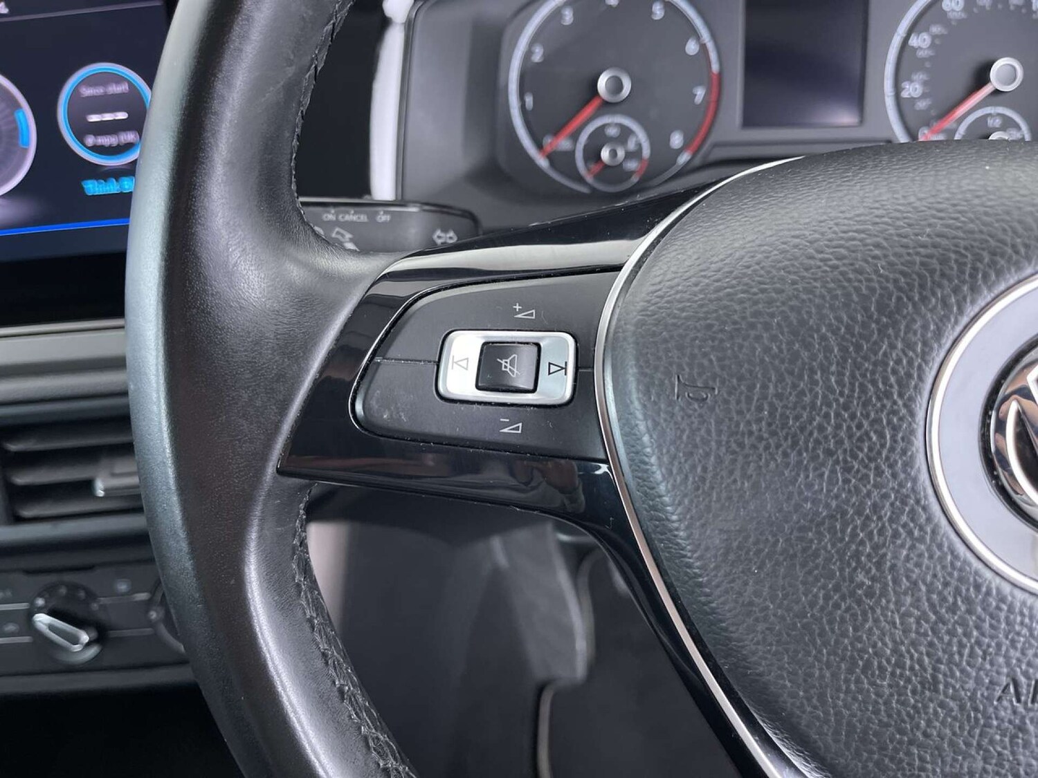 Used Volkswagen Polo 2018 for sale - 76509334: Photo 50