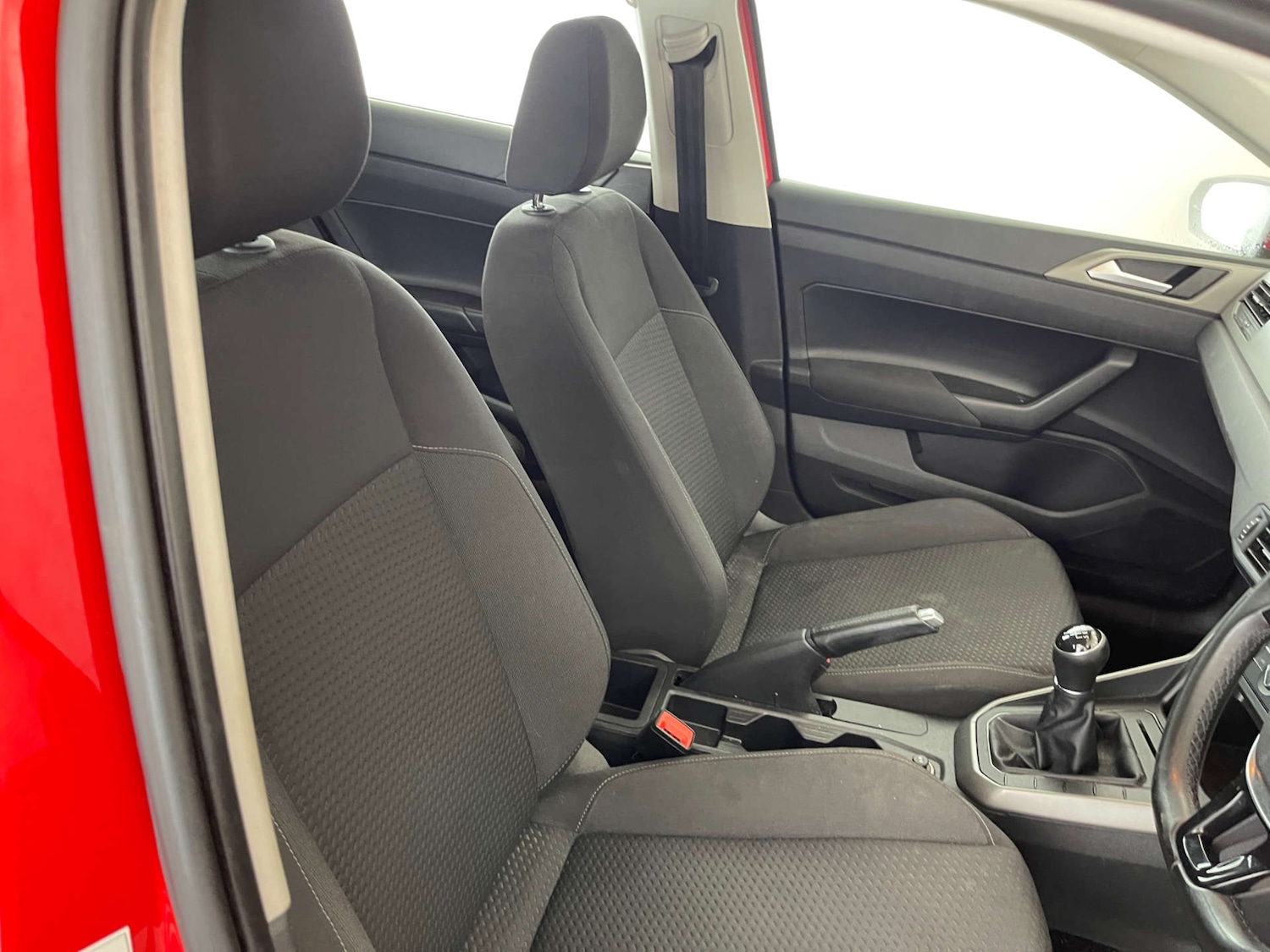 Used Volkswagen Polo 2018 for sale - 76509334: Photo 9