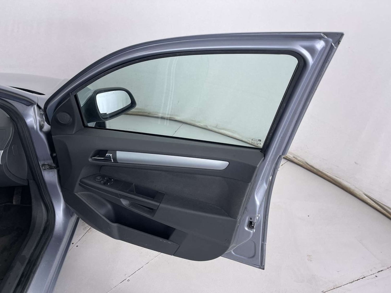 Used Vauxhall Astra 2009 for sale - 76477412: Photo 29