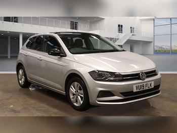 Used Volkswagen Polo 2019 for sale - 76905277: Photo