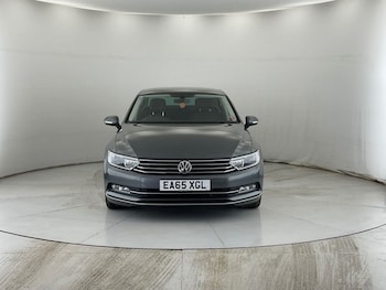 Used Volkswagen Passat 2015 for sale - 75585478: Photo