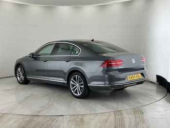 Used Volkswagen Passat 2015 for sale - 75585478: Photo
