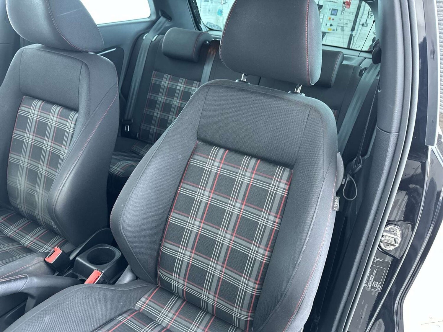 Used Volkswagen Polo 2016 for sale - 78066691: Photo 24