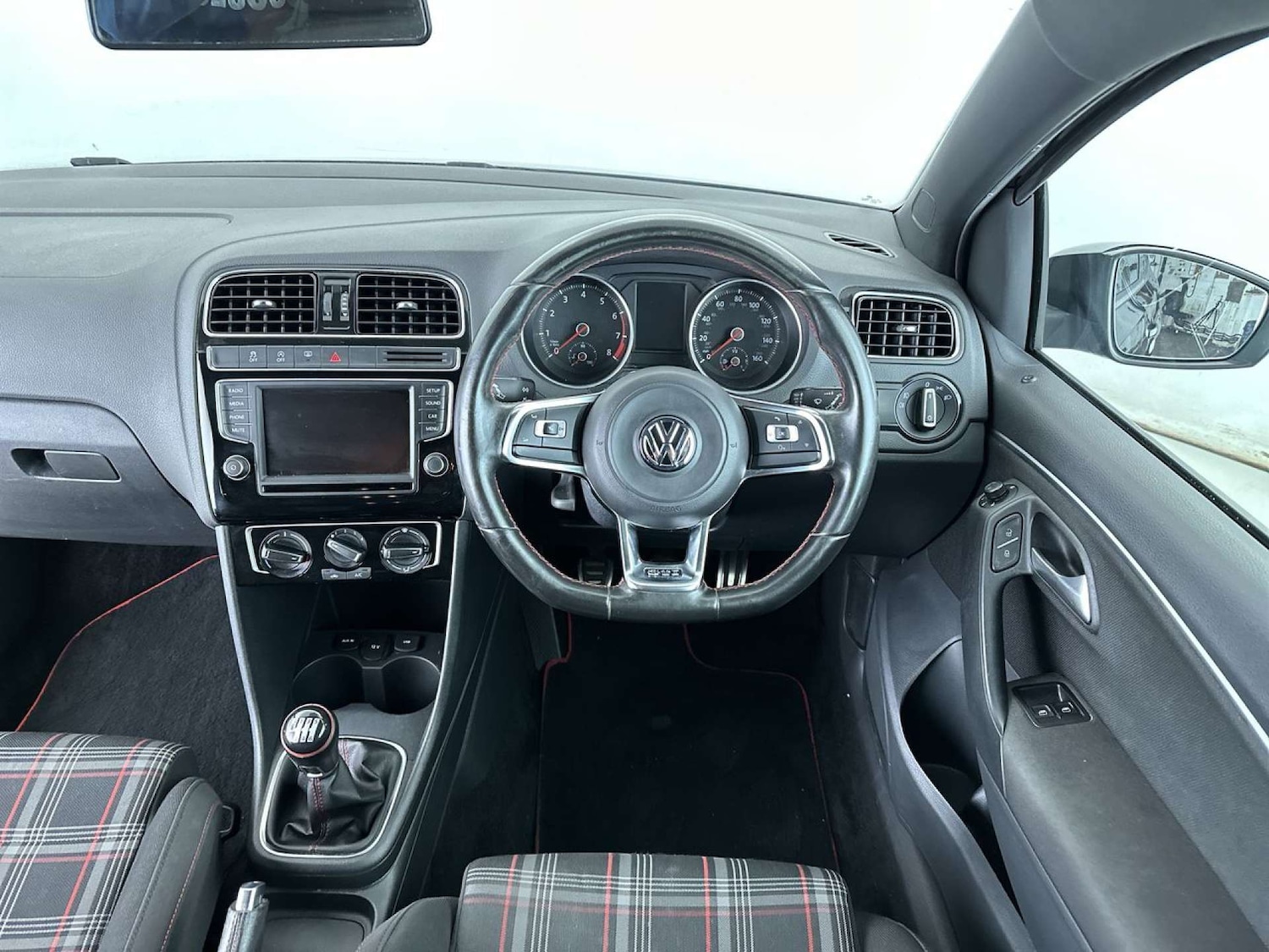 Used Volkswagen Polo 2016 for sale - 78066691: Photo 28
