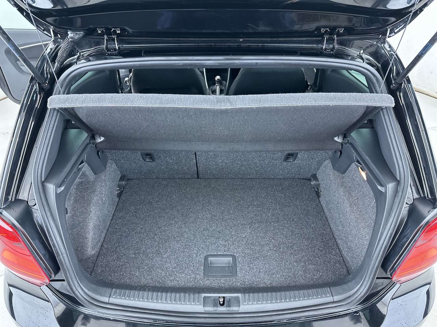 Used Volkswagen Polo 2016 for sale - 78066691: Photo 9