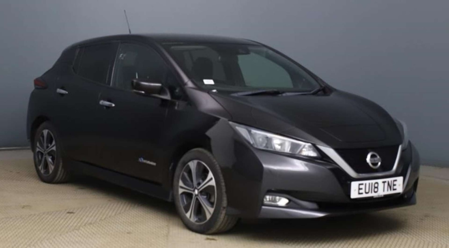 Used Nissan Leaf 2018 for sale - 77963137: Photo 1
