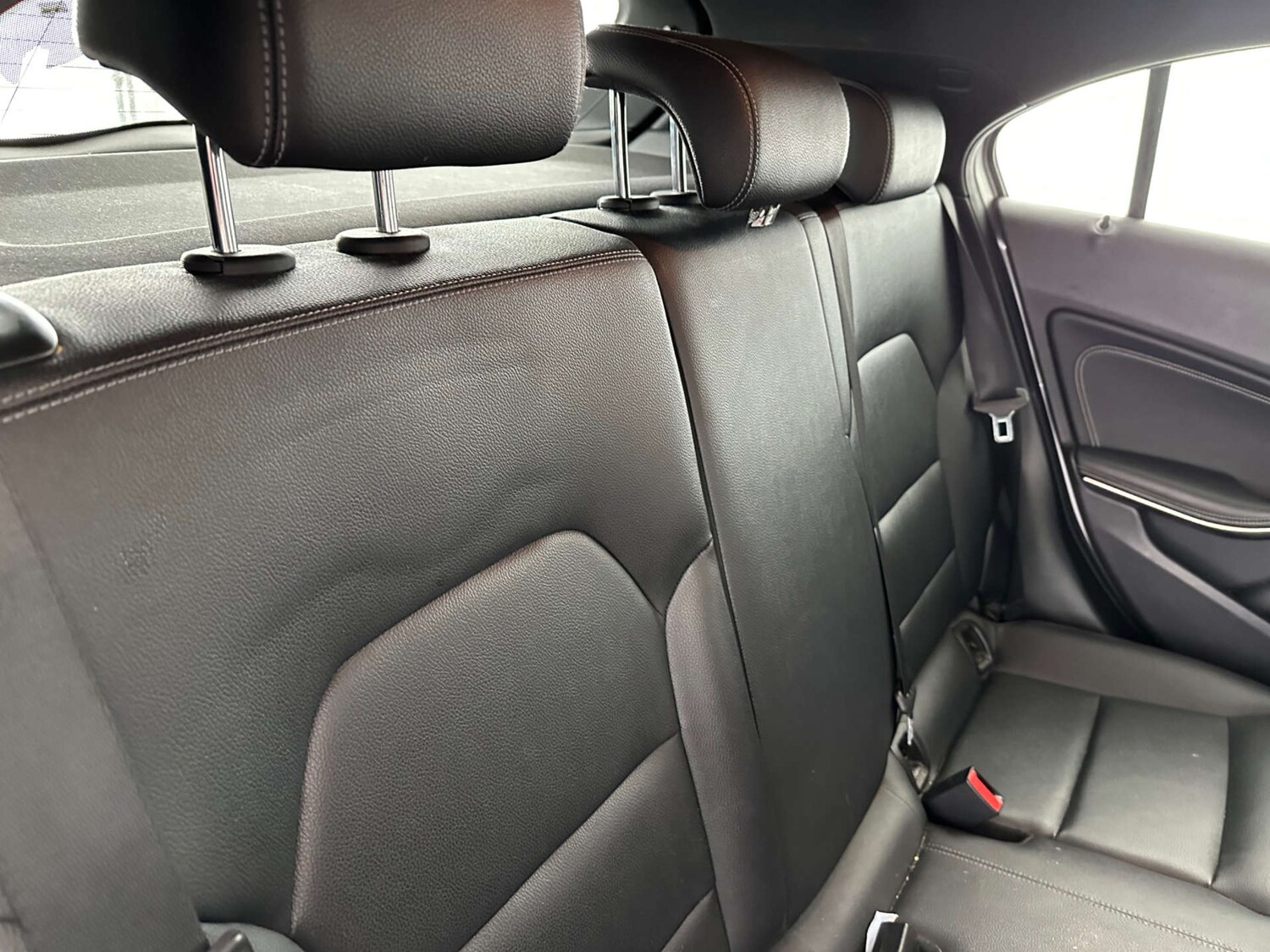 Used Mercedes-Benz A-Class 2015 for sale - 77774311: Photo 8