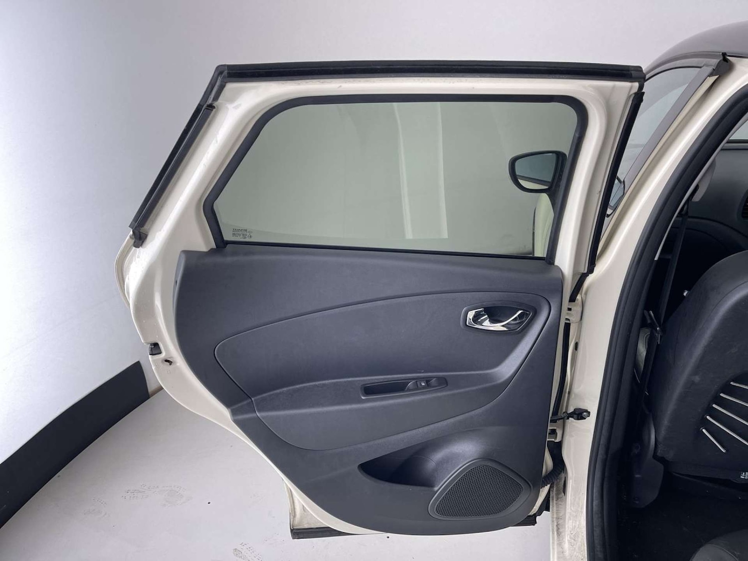 Used Renault Captur 2016 for sale - 77168070: Photo 28