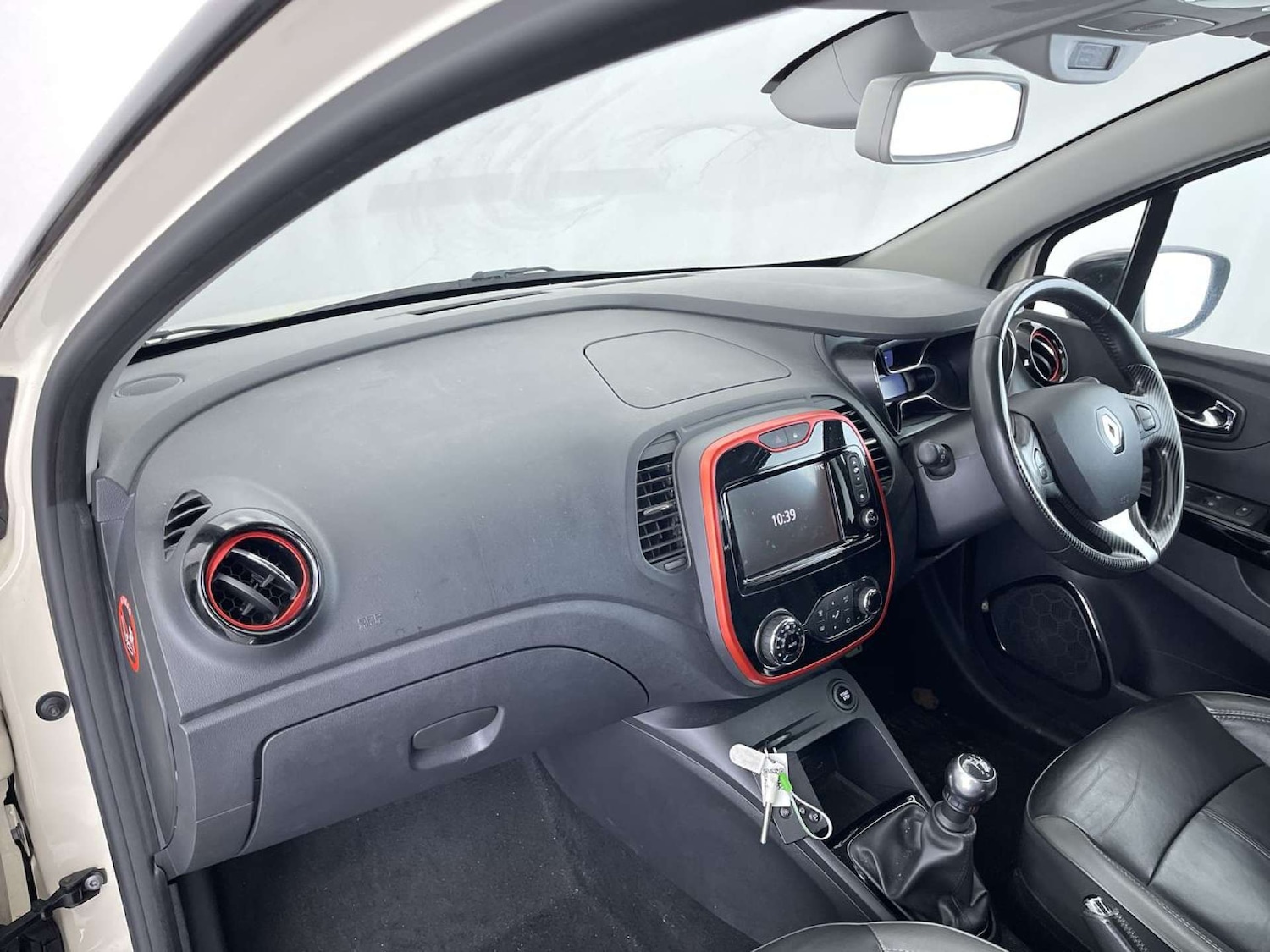 Used Renault Captur 2016 for sale - 77168070: Photo 32