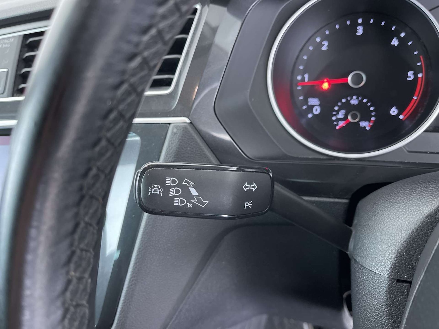 Used Volkswagen Tiguan 2017 for sale - 76735784: Photo 53