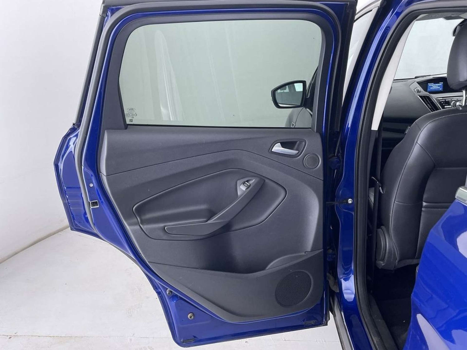 Used Ford Kuga 2015 for sale - 76698050: Photo 28