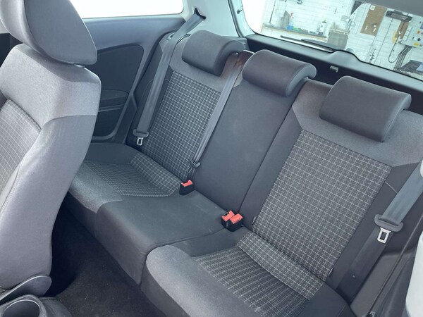 Used Volkswagen Polo 2016 for sale - 76005168: Photo 9