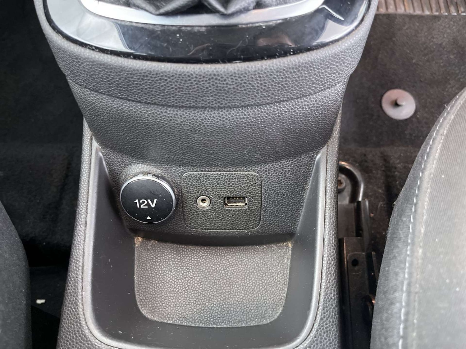 Used Ford Fiesta 2015 for sale - 76170882: Photo 42