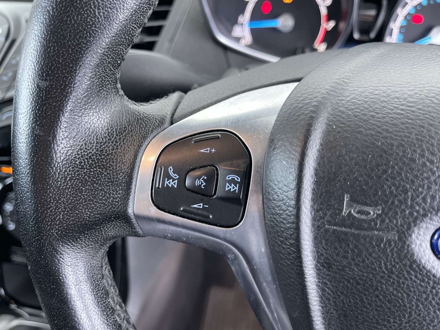Used Ford Fiesta 2015 for sale - 76170882: Photo 47
