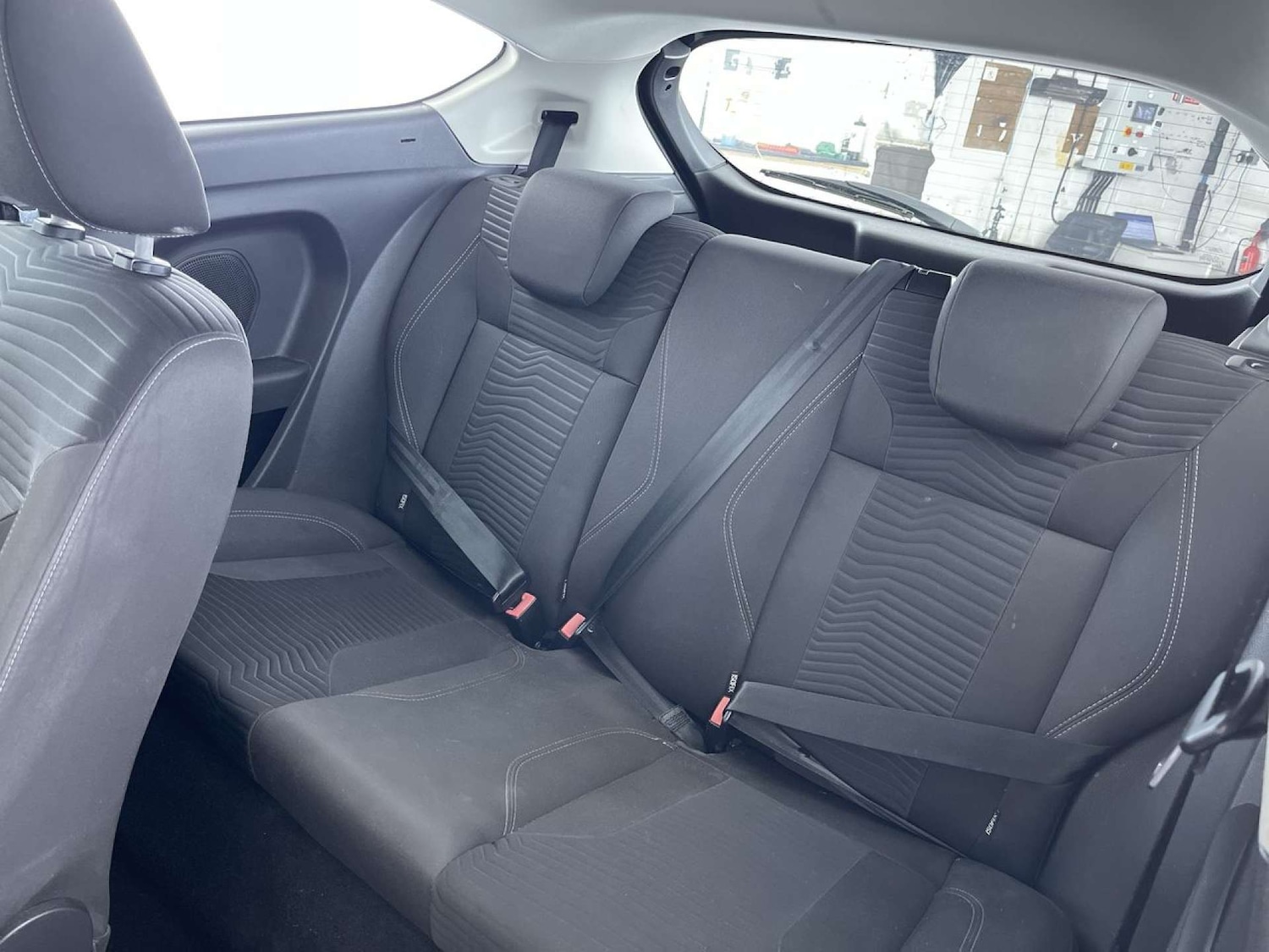 Used Ford Fiesta 2015 for sale - 76170882: Photo 9