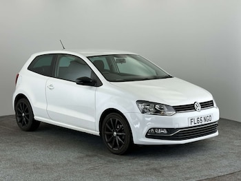 Used Volkswagen Polo 2015 for sale - 78640832: Photo