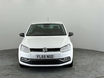 Used Volkswagen Polo 2015 for sale - 78640832: Photo