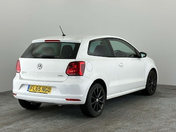 Used Volkswagen Polo 2015 for sale - 78640832: Photo