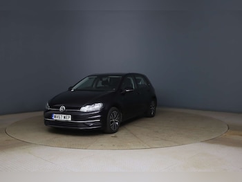 Used Volkswagen Golf 2017 for sale - 79378799: Photo