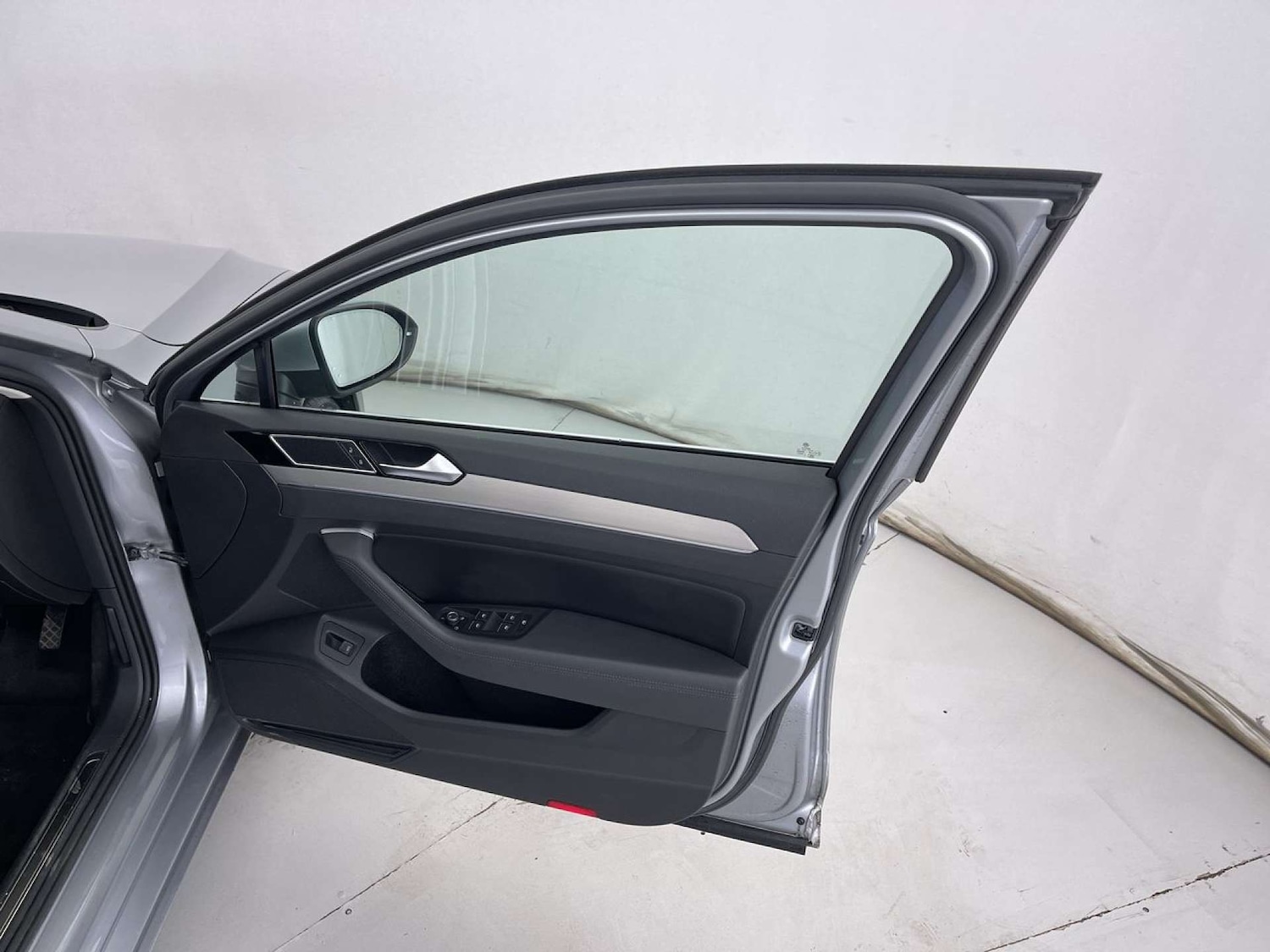 Used Volkswagen Passat 2018 for sale - 76469536: Photo 29