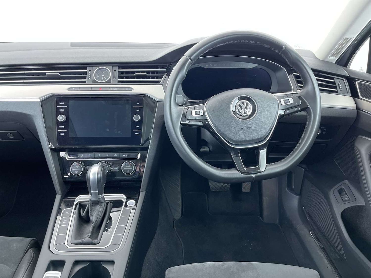 Used Volkswagen Passat 2018 for sale - 76469536: Photo 35