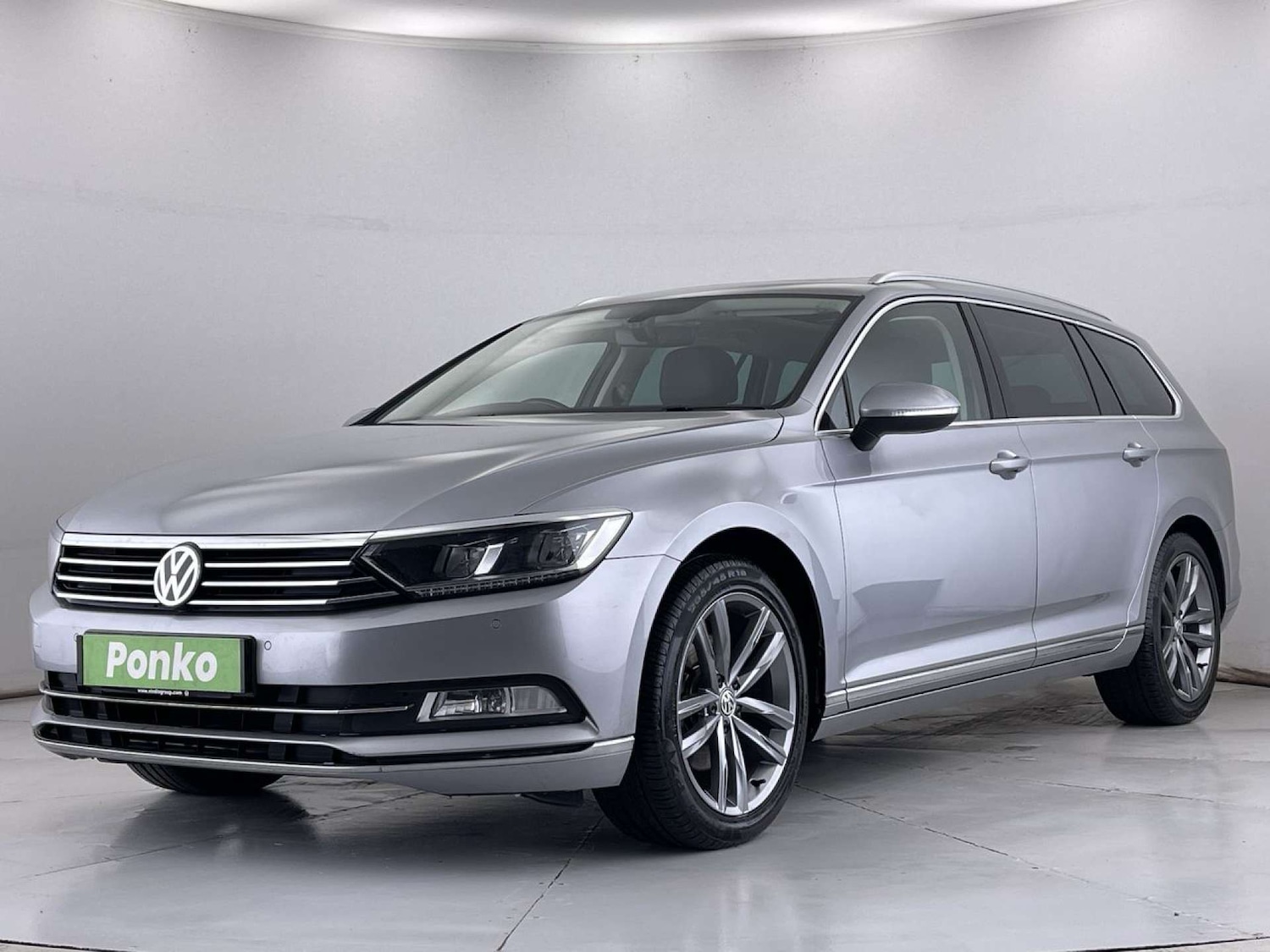 Used Volkswagen Passat 2018 for sale - 76469536: Photo 4