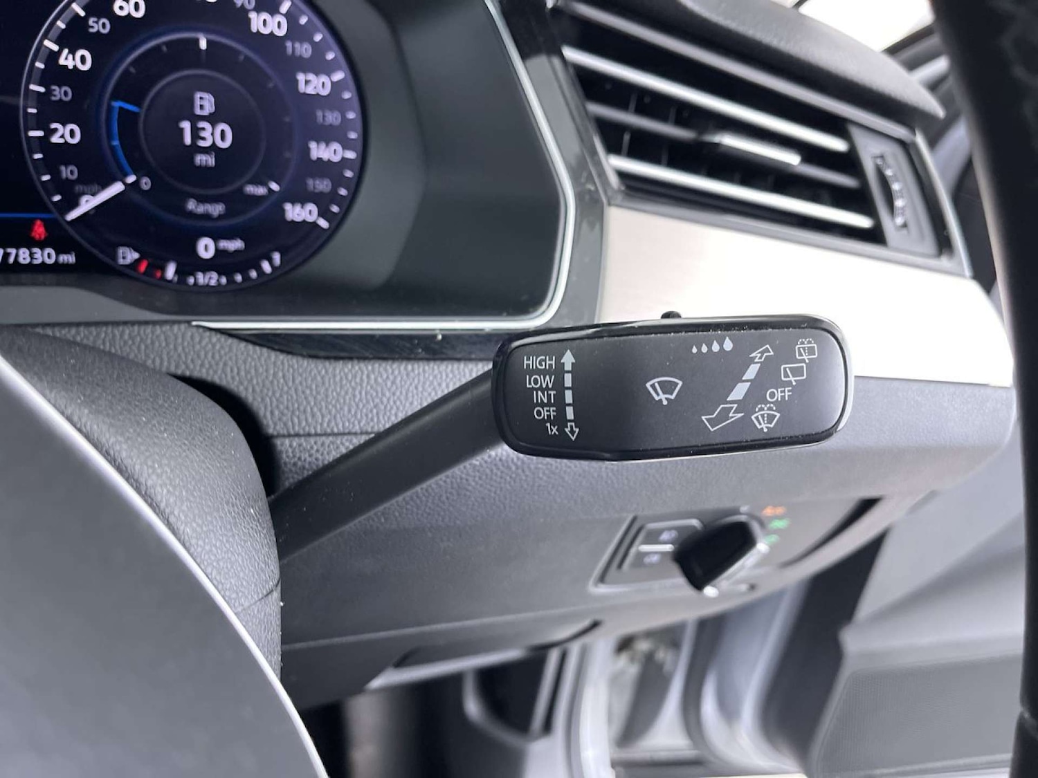 Used Volkswagen Passat 2018 for sale - 76469536: Photo 56