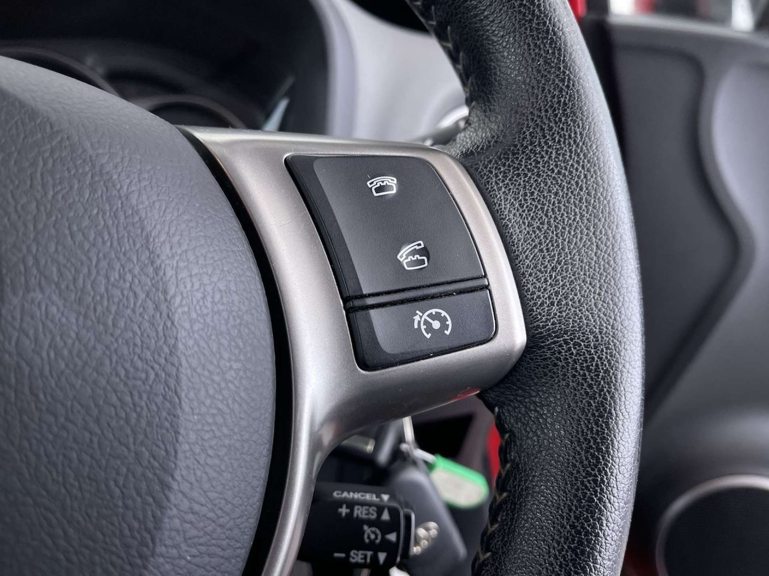 Used Toyota Yaris 2016 for sale - 77072198: Photo 51