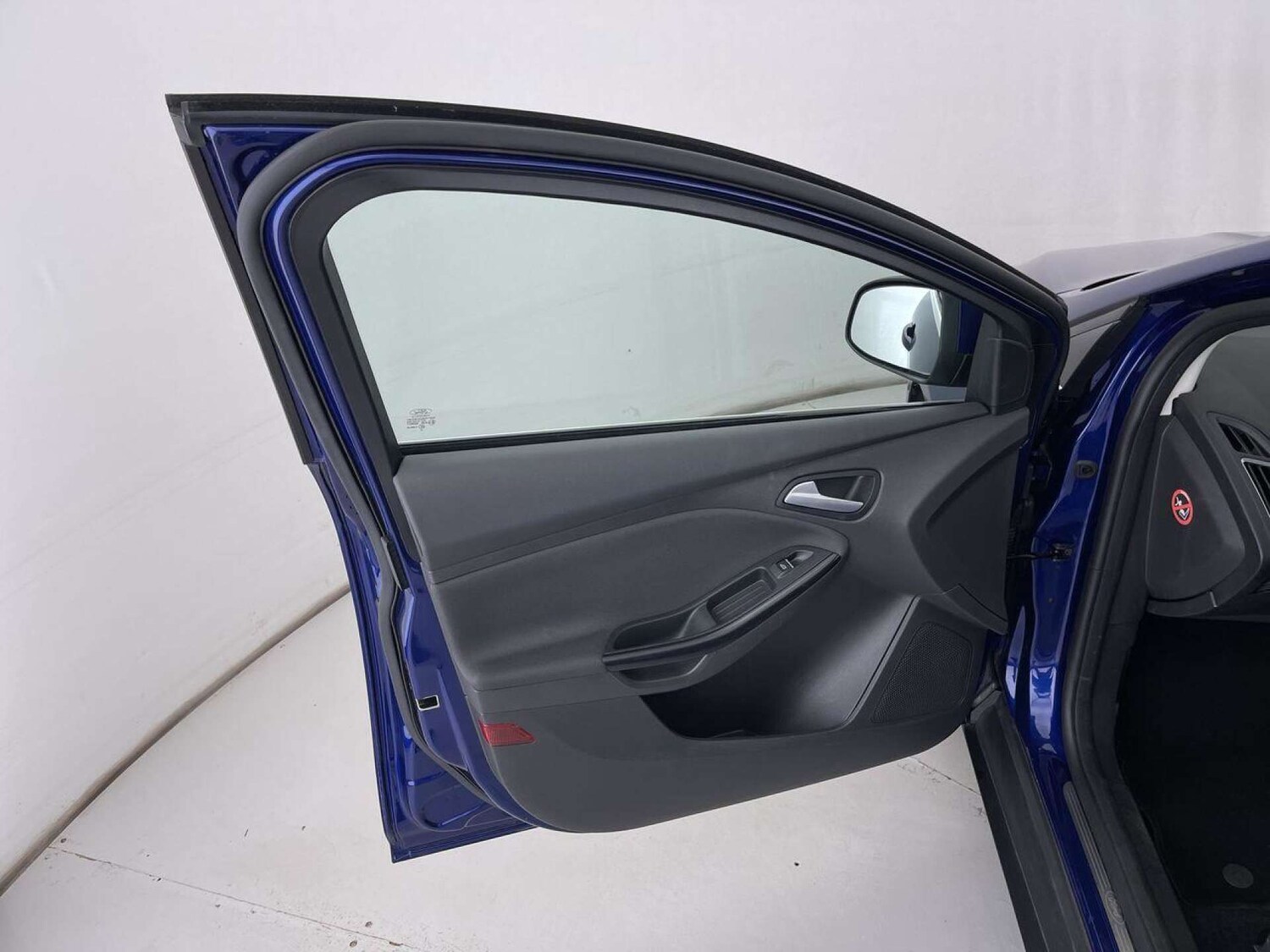 Used Ford Focus 2017 for sale - 76601099: Photo 27