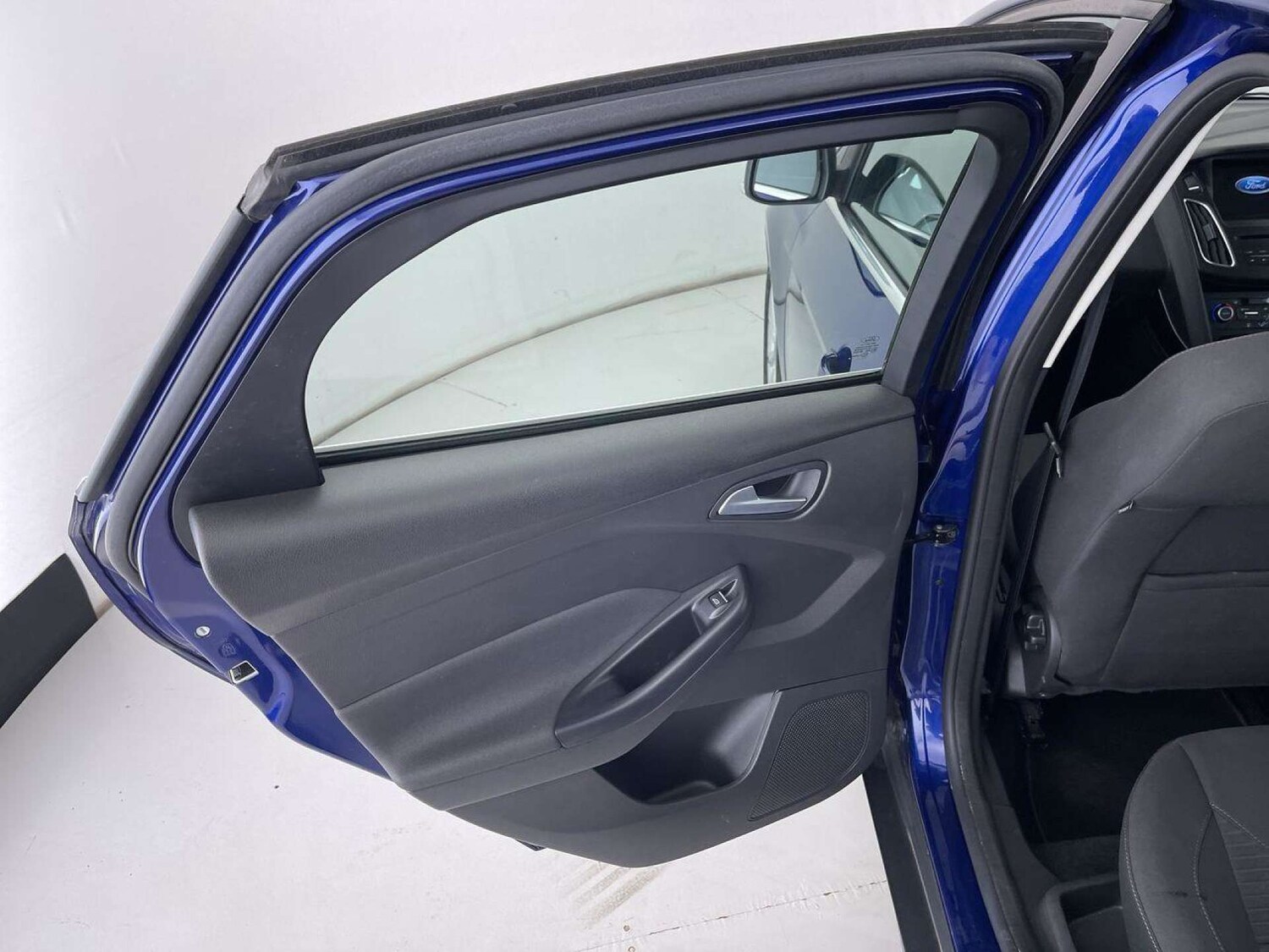 Used Ford Focus 2017 for sale - 76601099: Photo 28