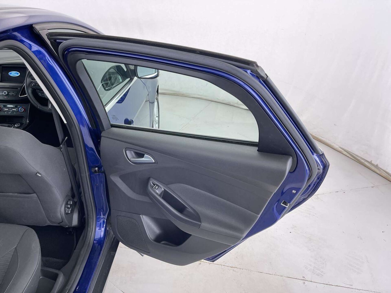 Used Ford Focus 2017 for sale - 76601099: Photo 30