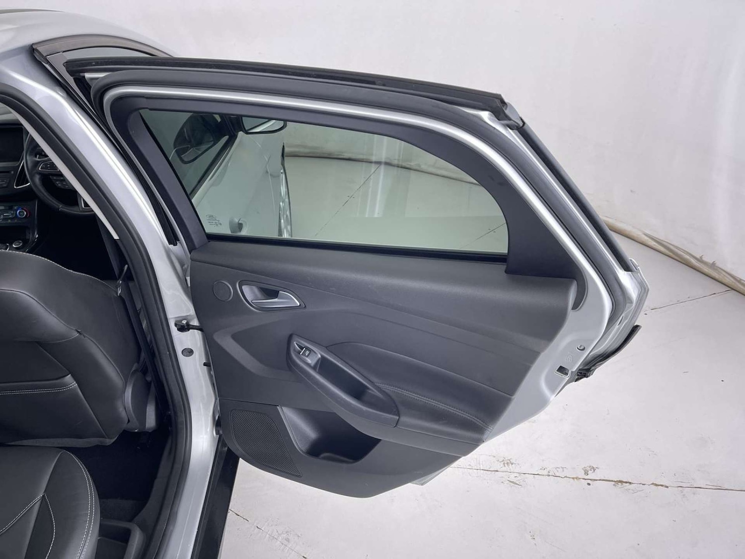 Used Ford Focus 2016 for sale - 76601746: Photo 30