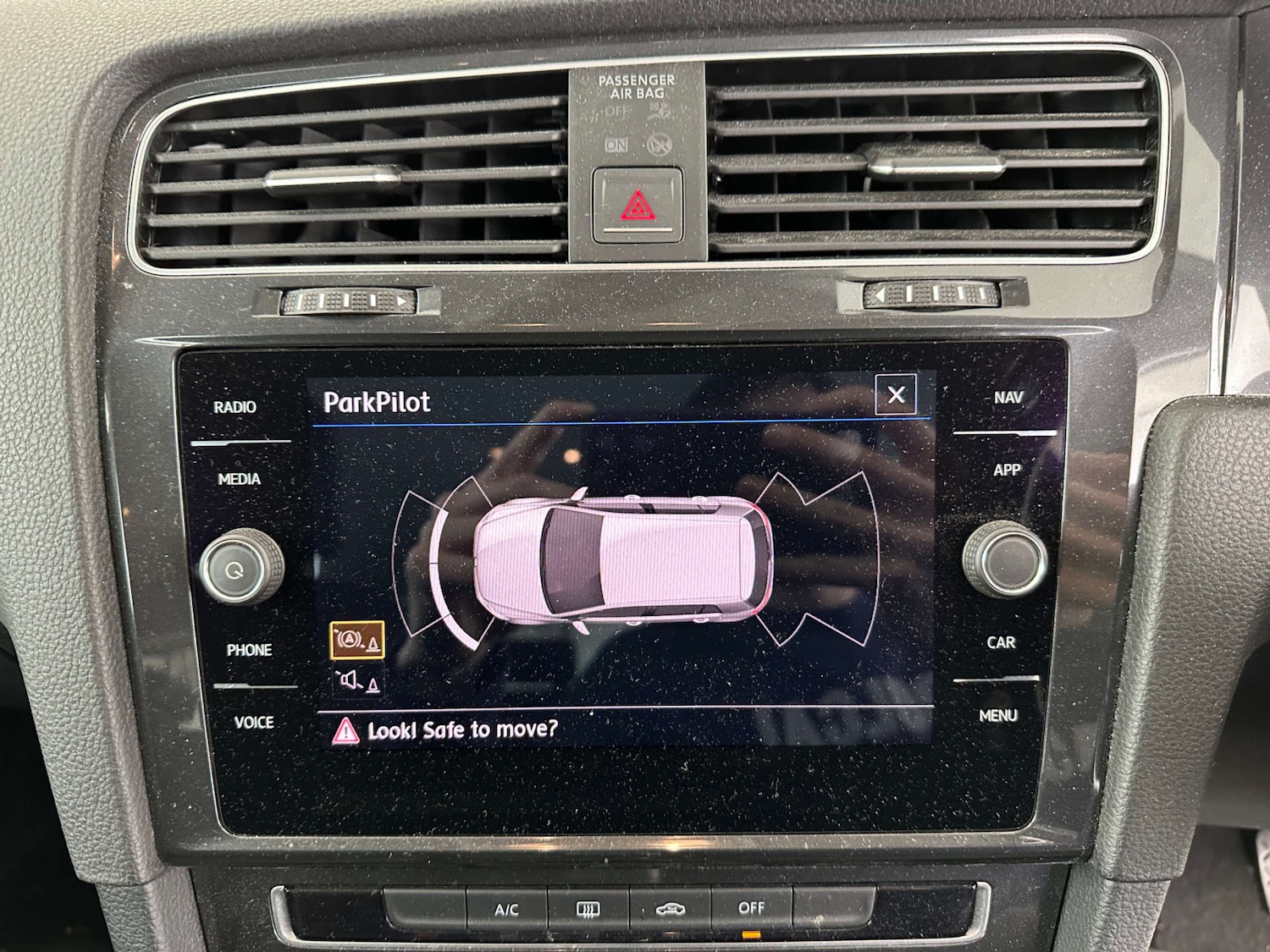 Used Volkswagen Golf 2017 for sale - 77920827: Photo 14