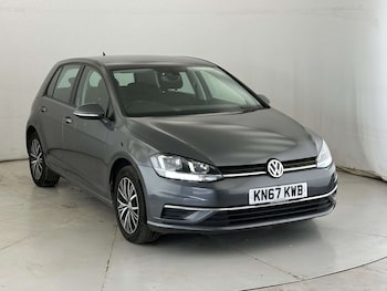 Used Volkswagen Golf 2017 for sale - 77920827: Photo