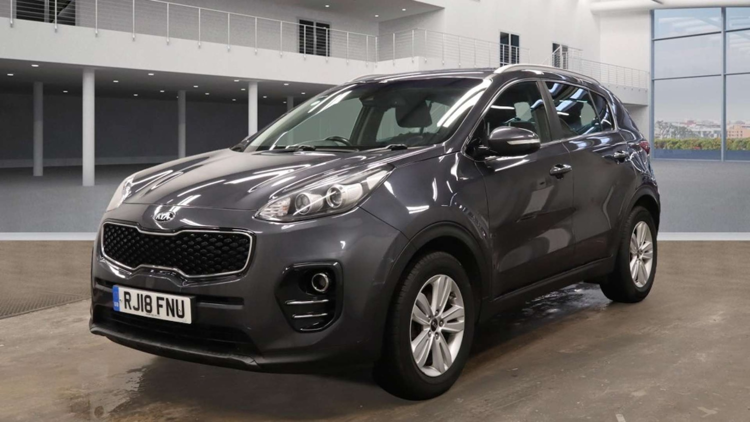 Used Kia Sportage 2018 for sale - 76905280: Photo 2