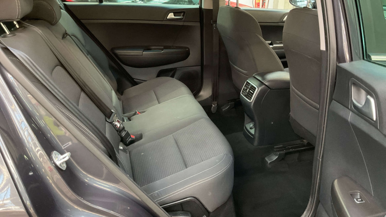 Used Kia Sportage 2018 for sale - 76905280: Photo 8