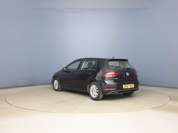 Used Volkswagen Golf 2018 for sale - 79274557: Photo