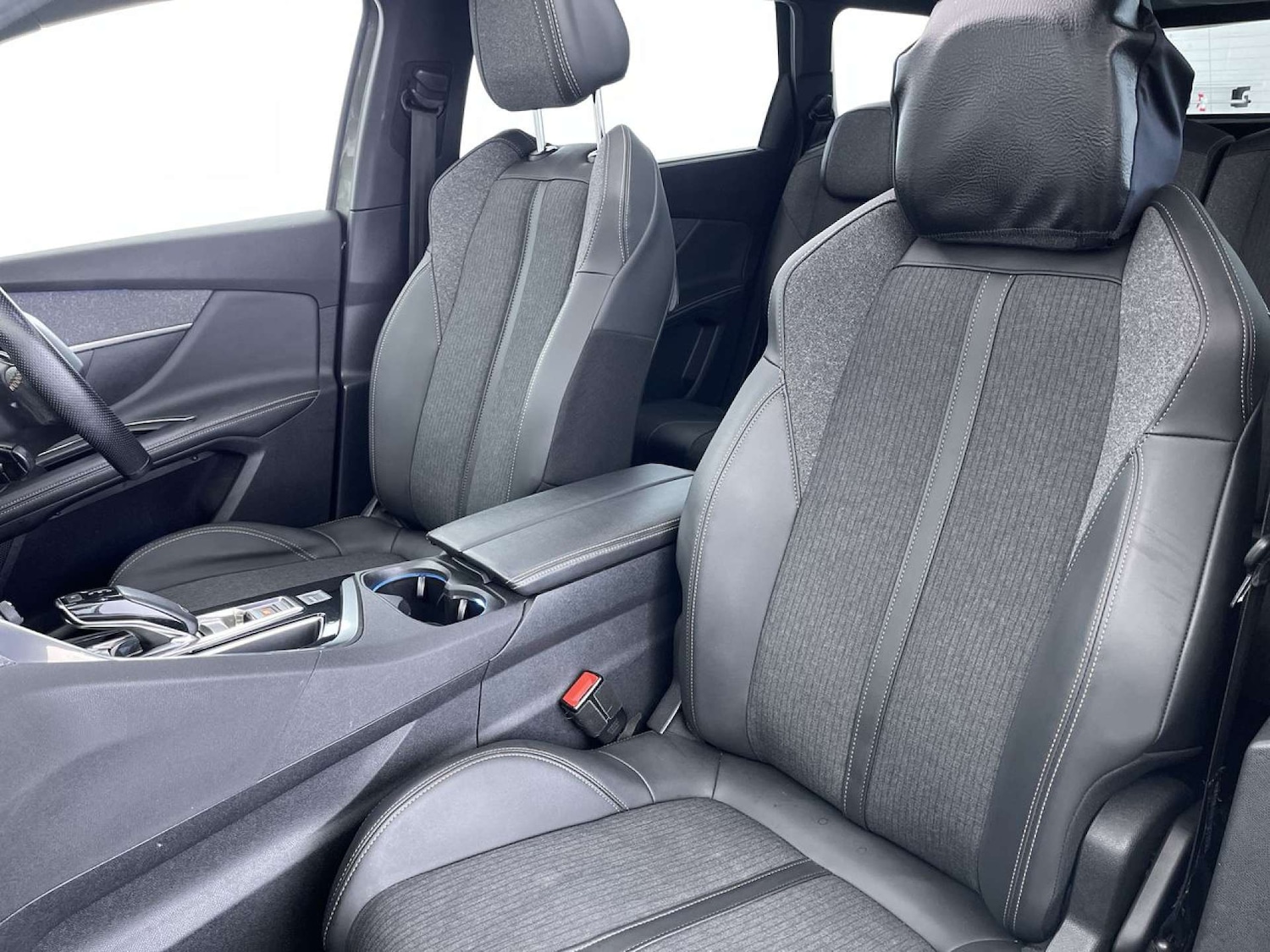 Used Peugeot 5008 2020 for sale - 77357564: Photo 31