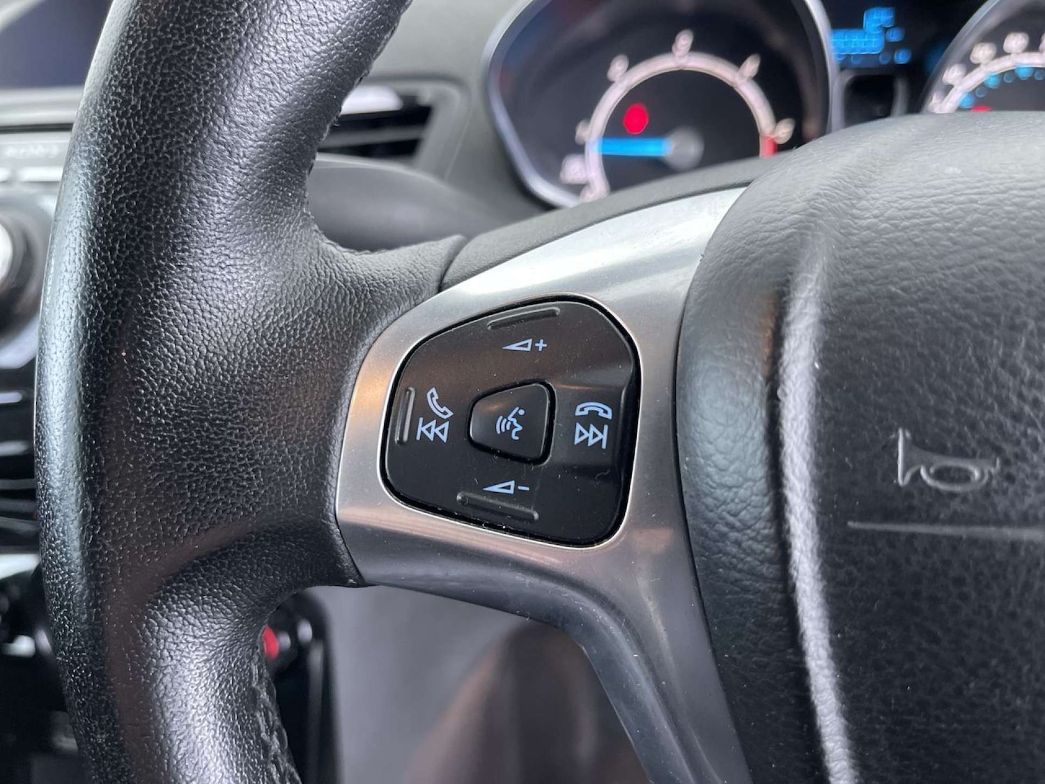 Used Ford Fiesta 2014 for sale - 76243996: Photo 50