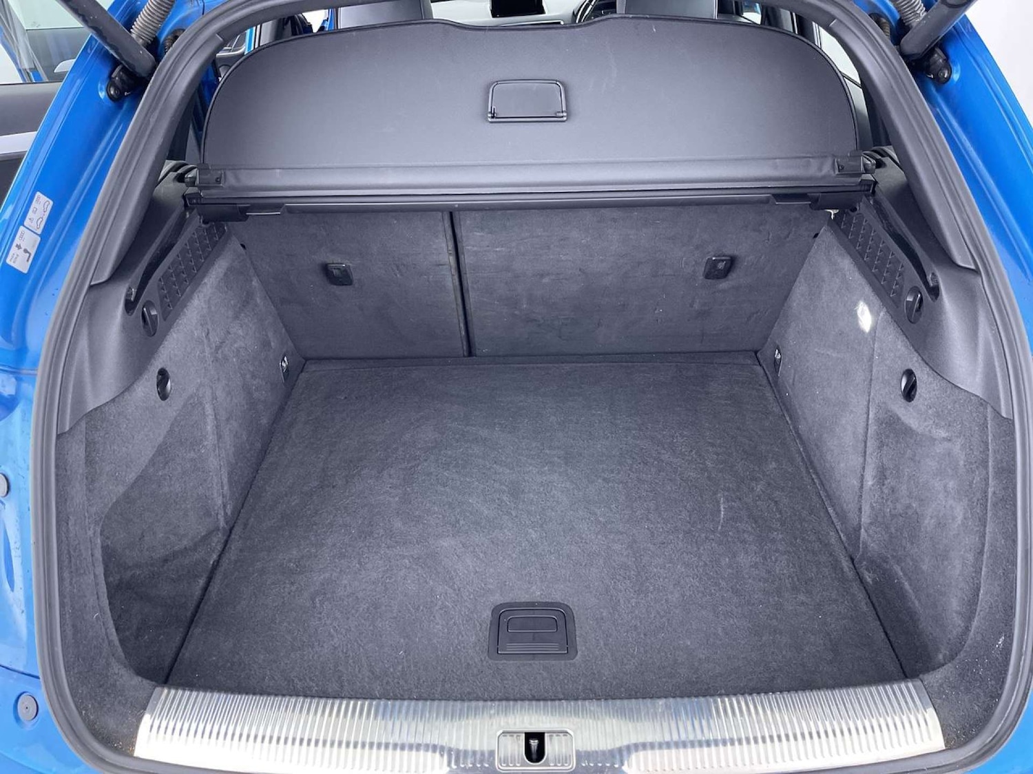 Used Audi Q3 2016 for sale - 76333105: Photo 10