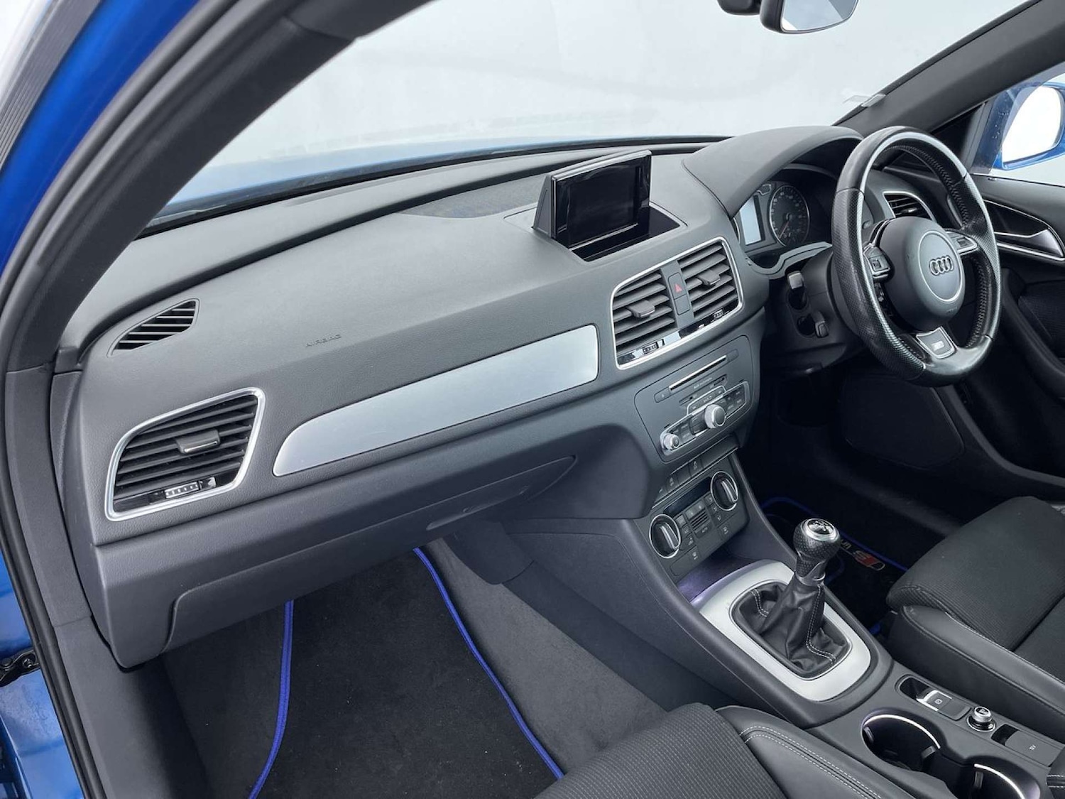 Used Audi Q3 2016 for sale - 76333105: Photo 32