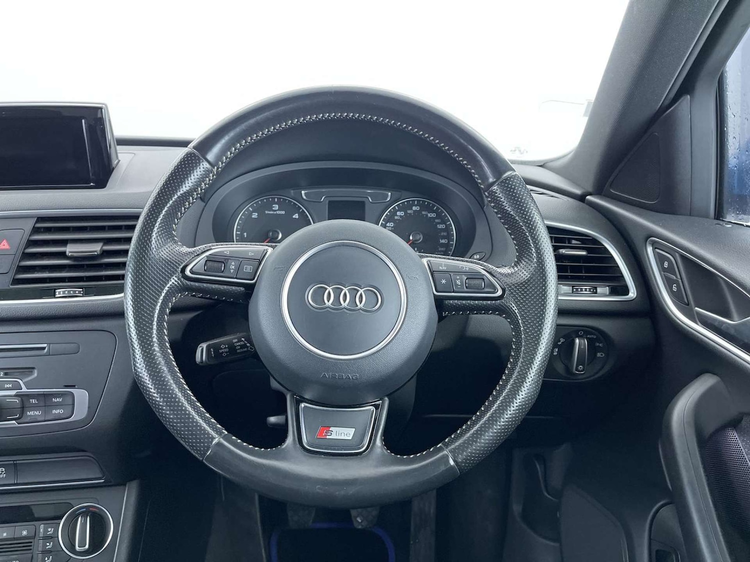Used Audi Q3 2016 for sale - 76333105: Photo 36