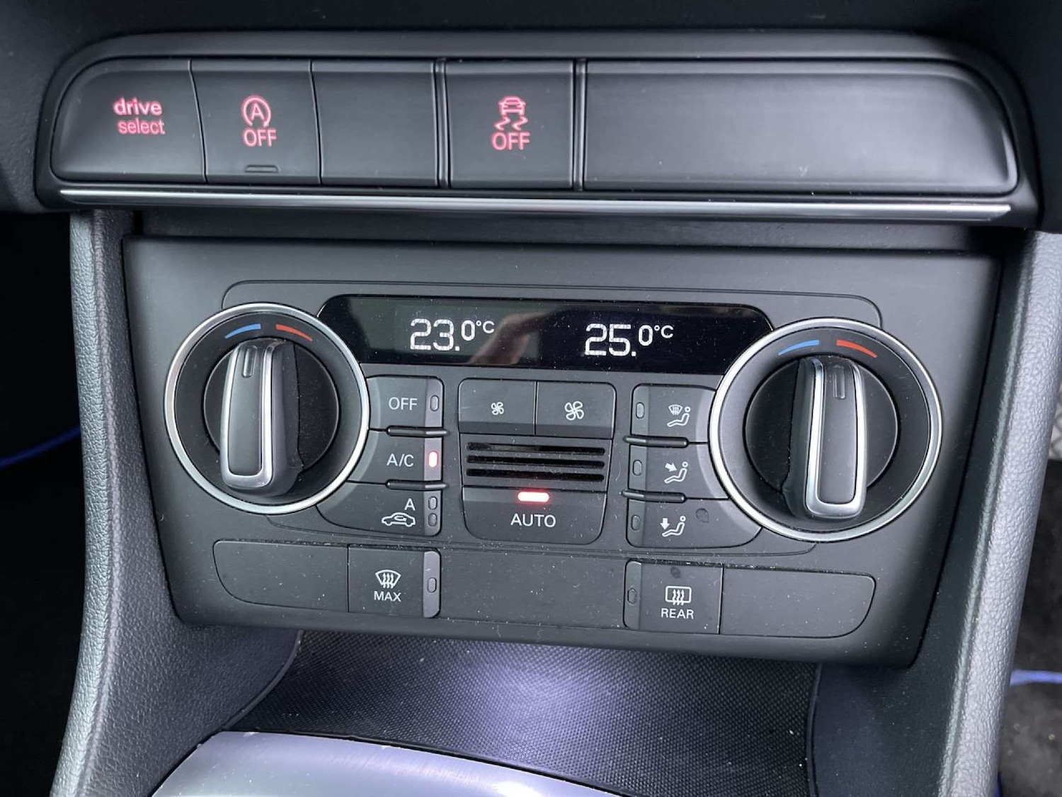 Used Audi Q3 2016 for sale - 76333105: Photo 43