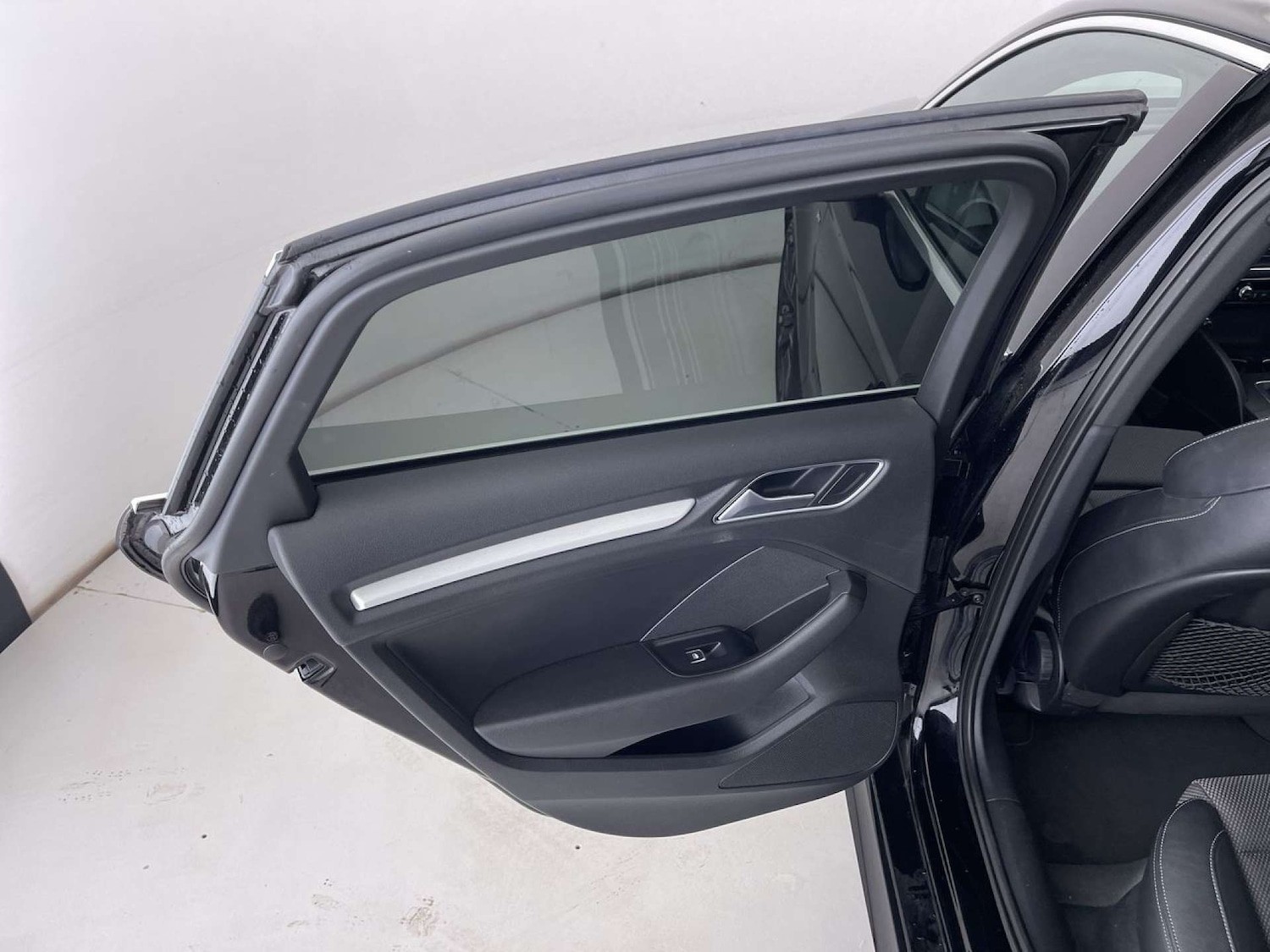 Used Audi A3 2017 for sale - 76127592: Photo 27