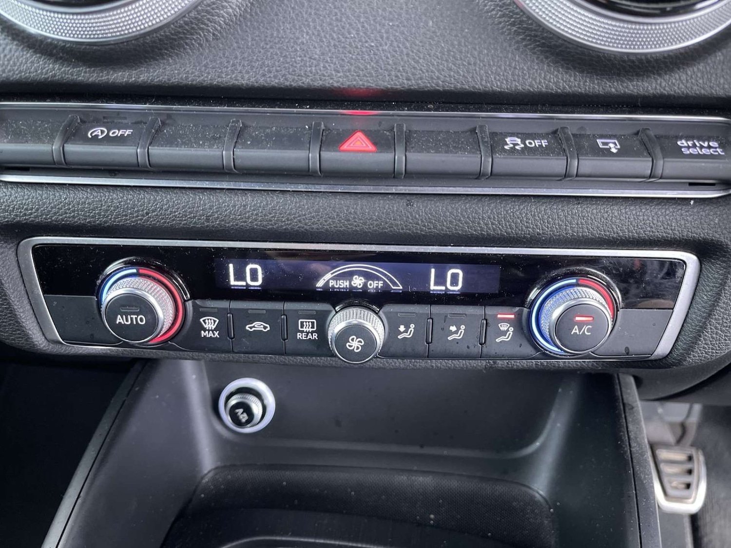 Used Audi A3 2017 for sale - 76127592: Photo 43