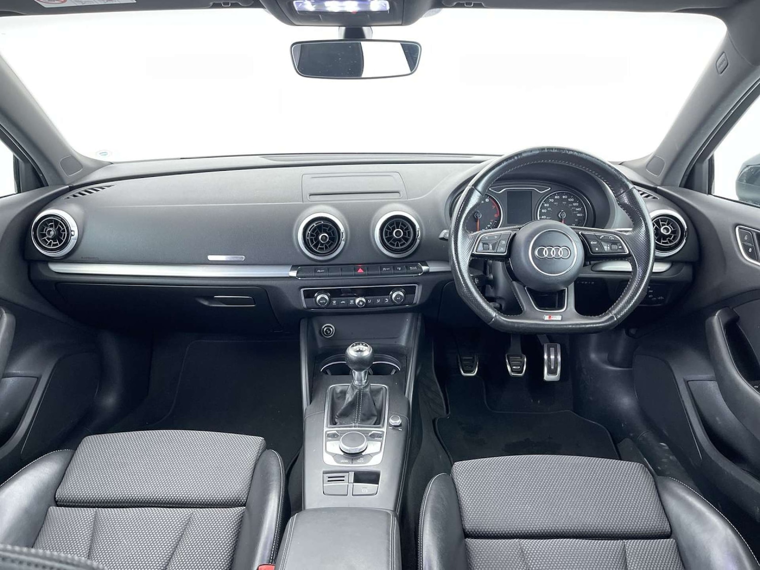 Used Audi A3 2017 for sale - 76127592: Photo 8