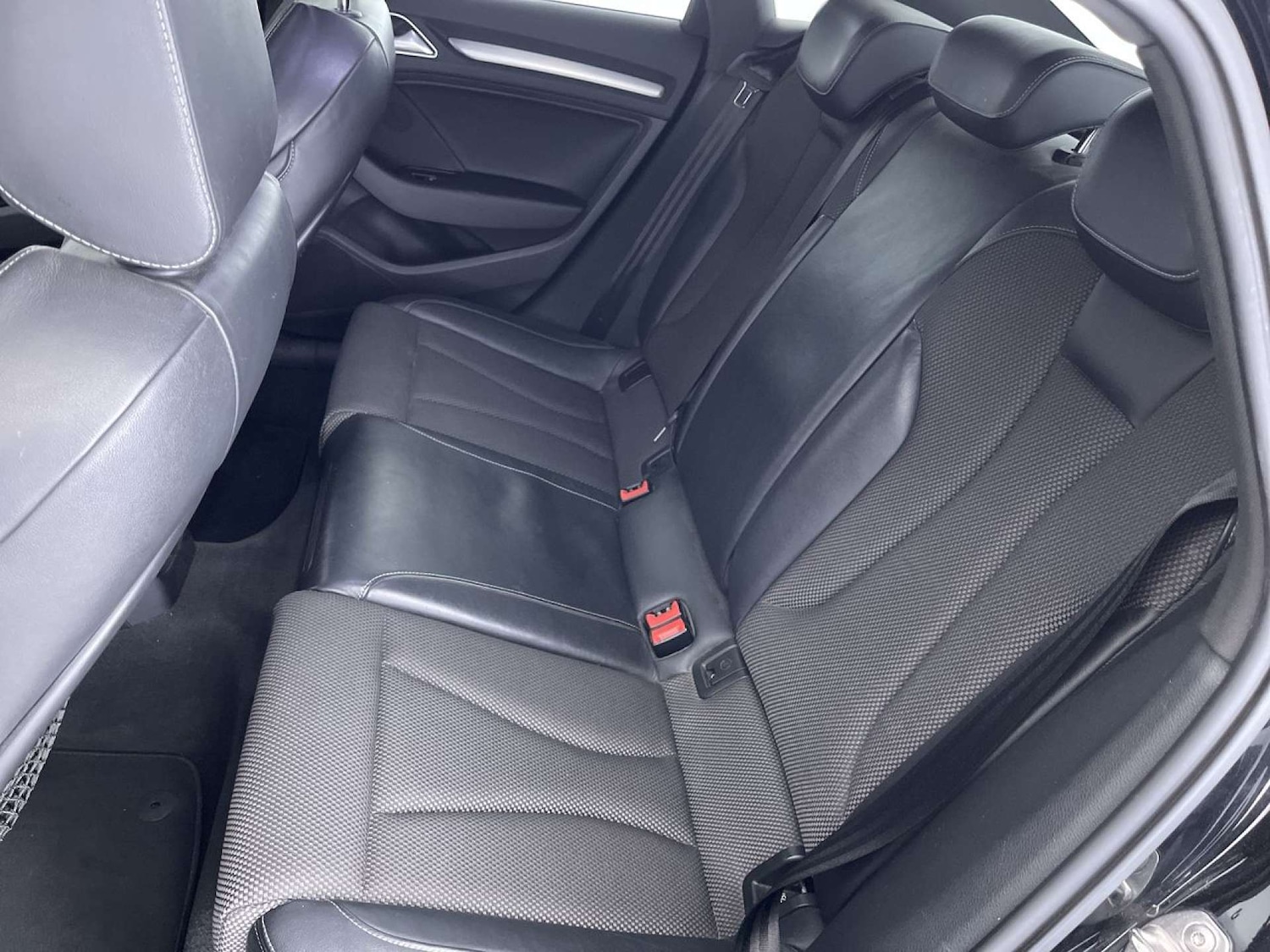 Used Audi A3 2017 for sale - 76127592: Photo 9