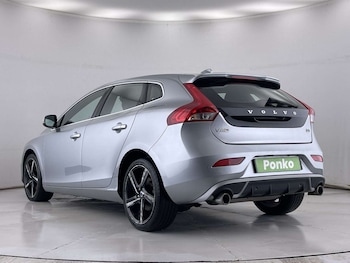 Used Volvo V40 2014 for sale - 76481396: Photo