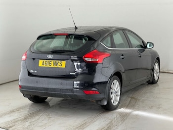 Used Ford Focus 2016 for sale - 76319737: Photo 4