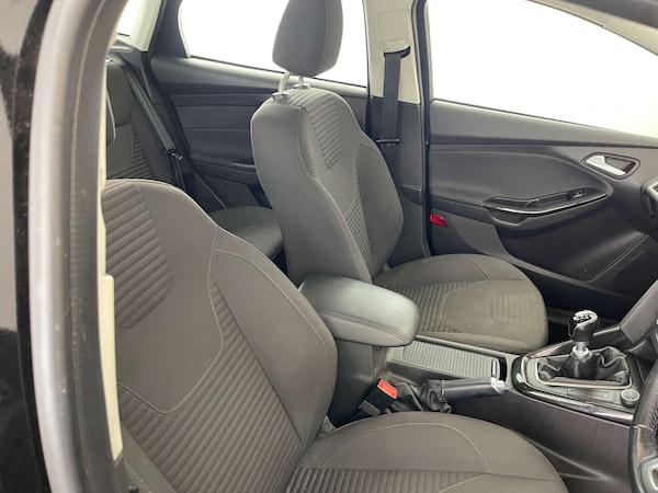 Used Ford Focus 2016 for sale - 76319737: Photo 9